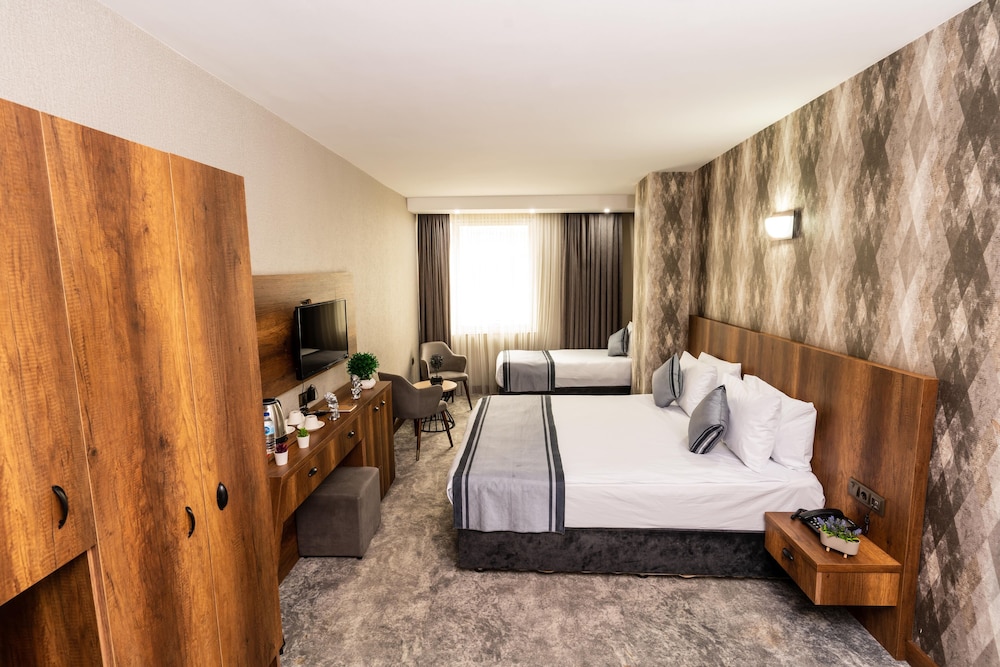 

Bologna - Istanbul, New Airport - Istanbul Airport Express Hotel