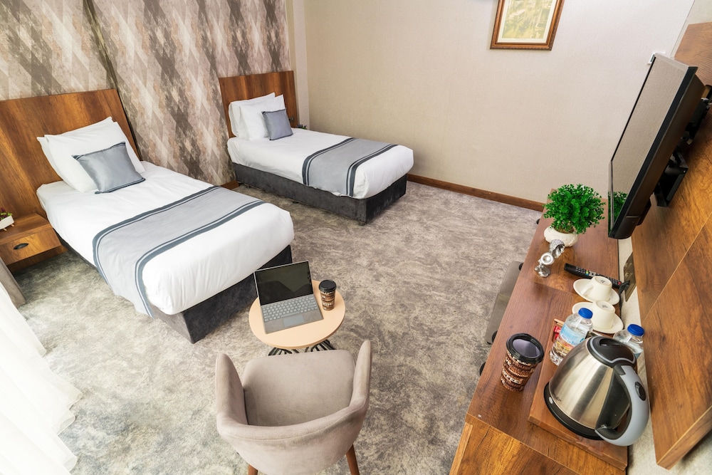 

Roma - Istanbul, New Airport - Istanbul Airport Express Hotel