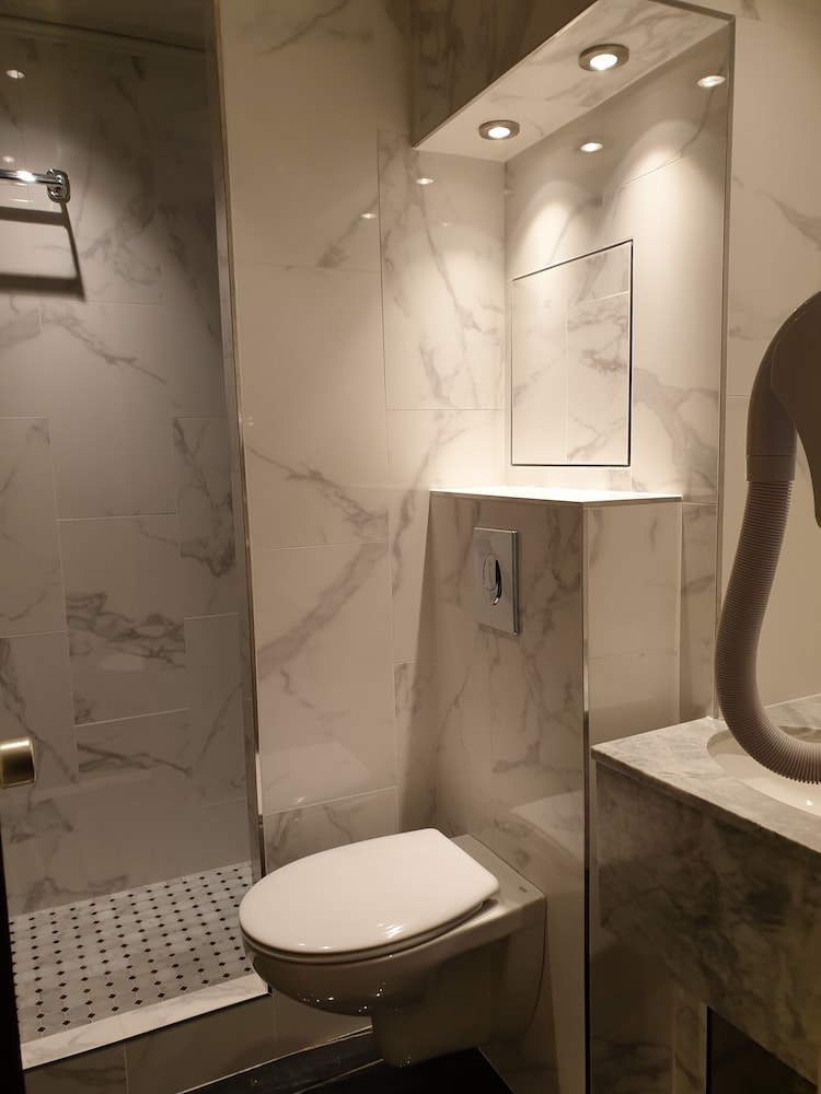 

Torino - Levallois-Perret - Hôtel Félicité