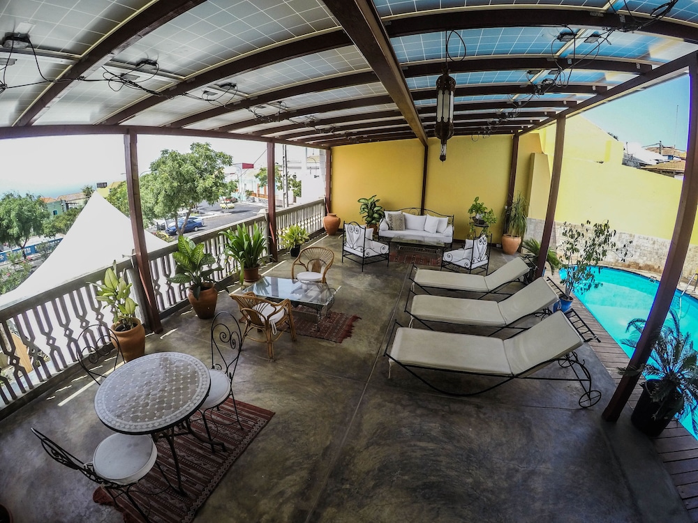 

Milano - Isola di Fogo, Capo Verde - The Colonial Guest House