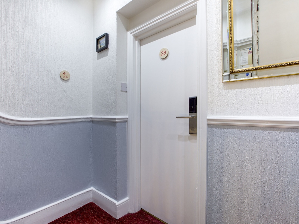 

Venezia - Brentford - Sino Hotel