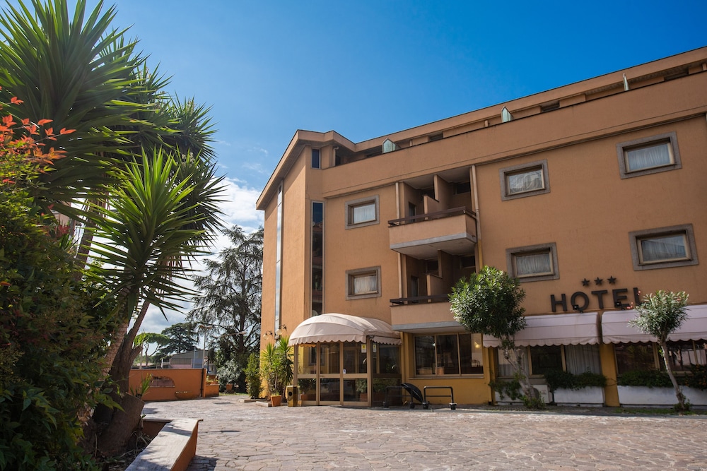 

Catania - Ciampino - Hotel Santa Maura