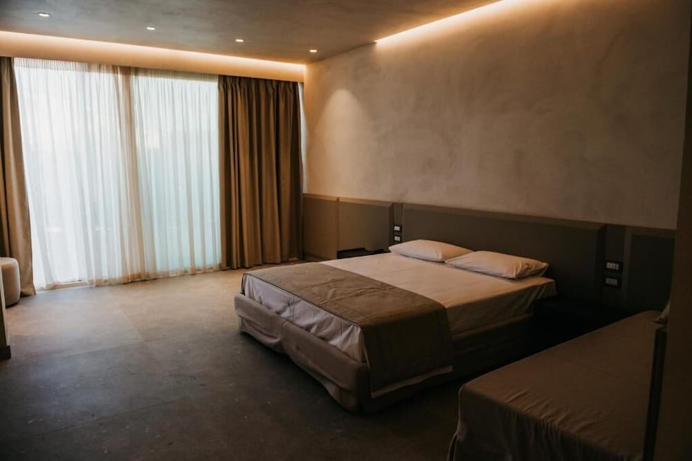 

Pisa - Plazhi San Pietro - Elite Bay Hotel Lalez Durres