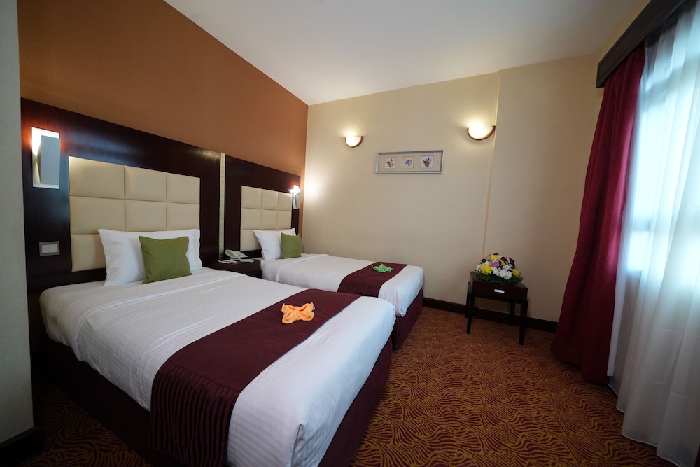 

Genova - Dubai - Nine Hotel