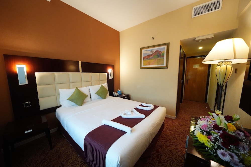 

Bari - Dubai - Nine Hotel