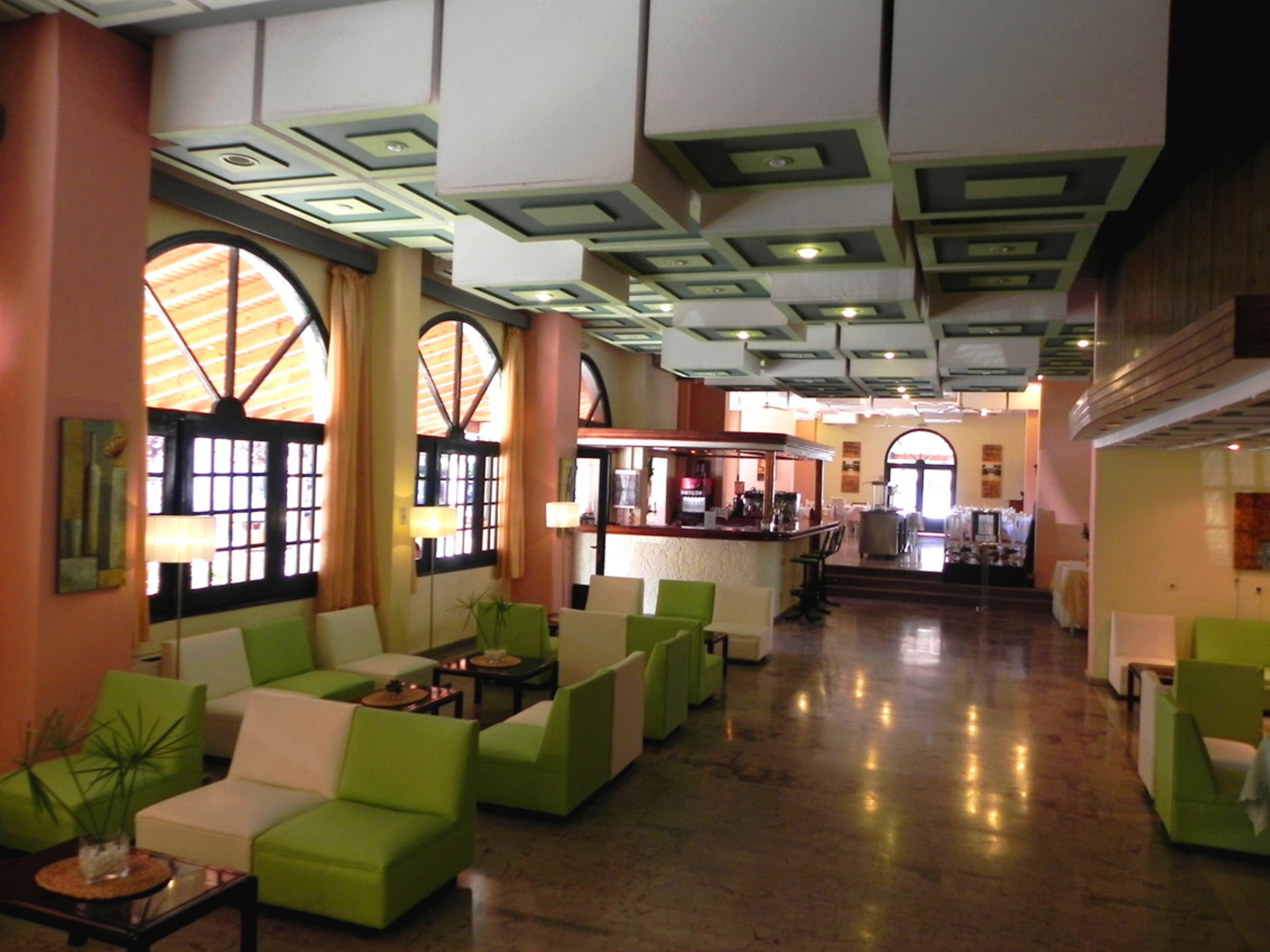 

Cagliari - Perama (Corfu) - Alkionis Hotel