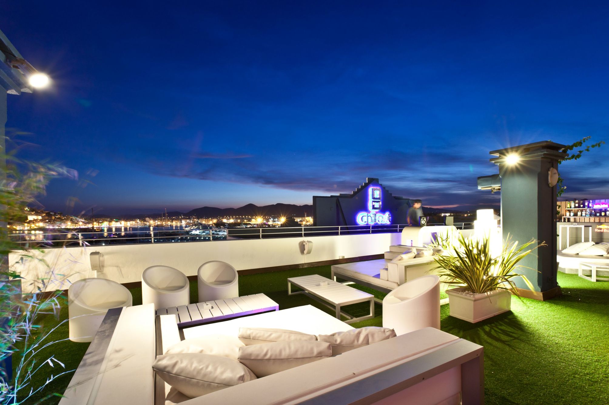 

Catania - Cala Llonga - Ocean Drive Ibiza