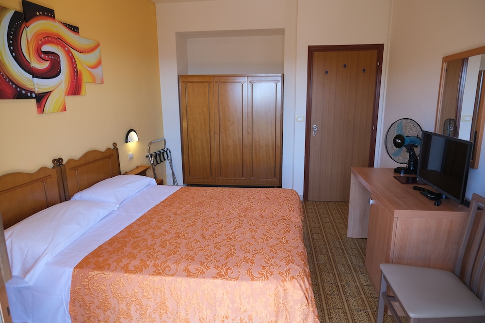 

Cagliari - Pistoia - Amelia Dream View Hotel