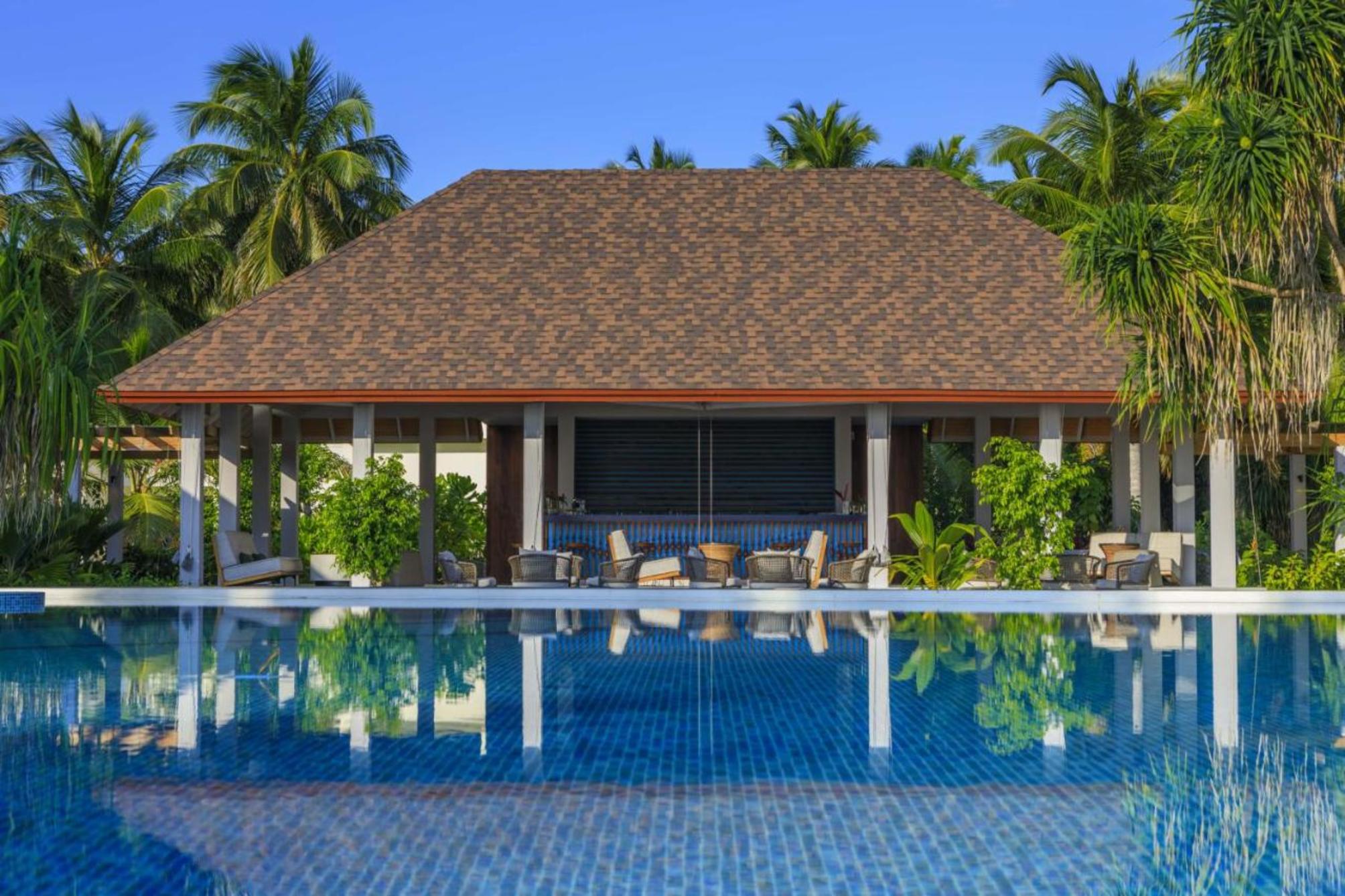 

Roma - Meedhupparu - Dhigali Maldives - A Premium All-Inclusive Resort