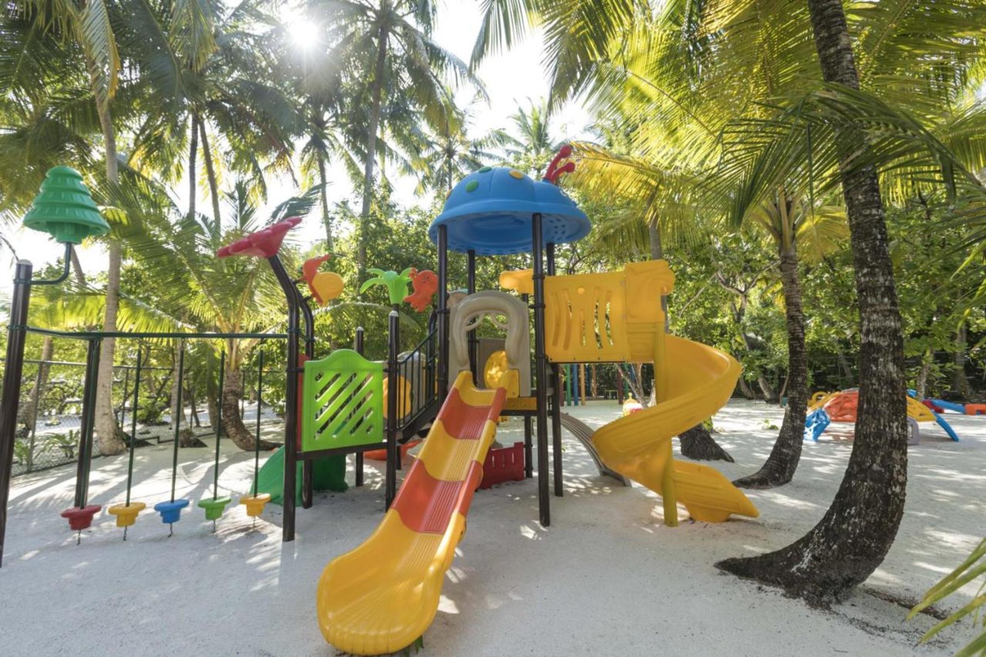 

Catania - Atollo di Raa - Dhigali Maldives - A Premium All-Inclusive Resort