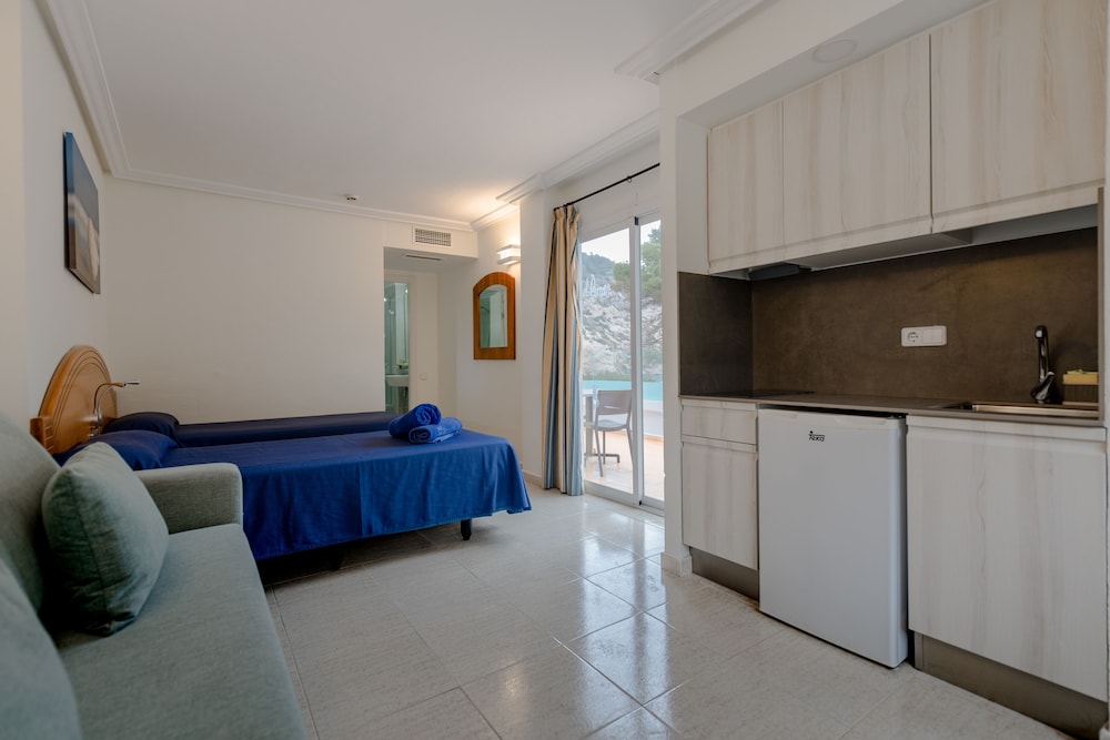 

Cagliari - Ibiza città, Ibiza - Hotel El Pinar