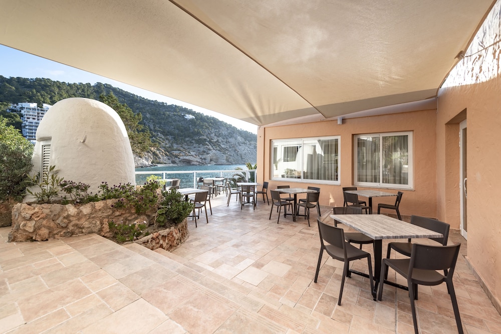 

Cagliari - Talamanca - Hotel El Pinar