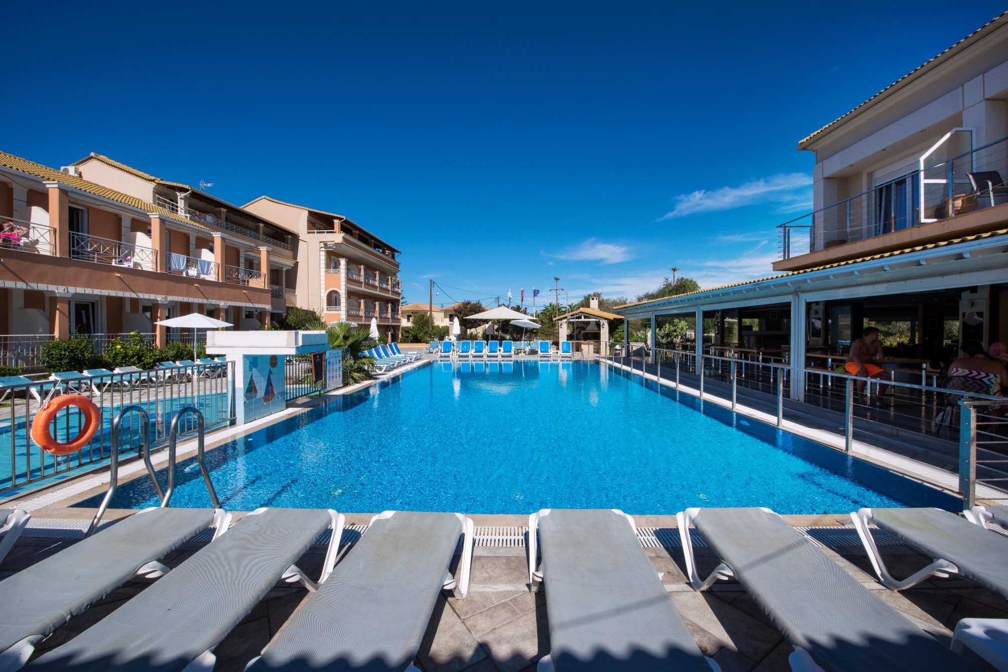

Milano - Lefkímmi (Corfu) - Kavos Plaza Hotel