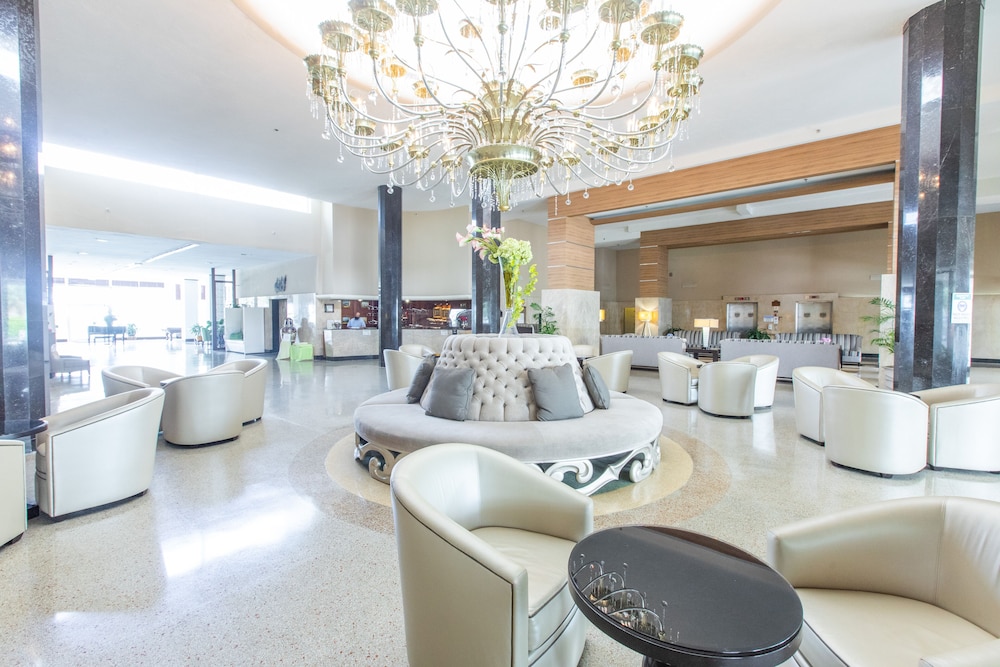 

Roma - Miami (FL) - Sherry Frontenac Oceanfront