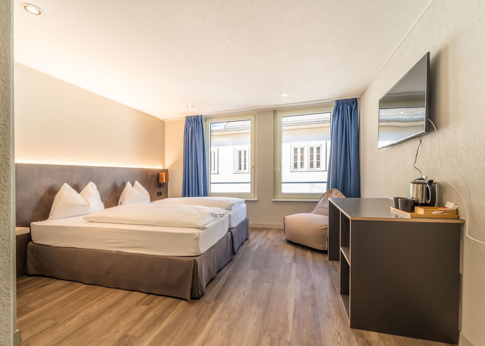 Stockholm - Interlaken - The Guesthouse by The Hey Hotel