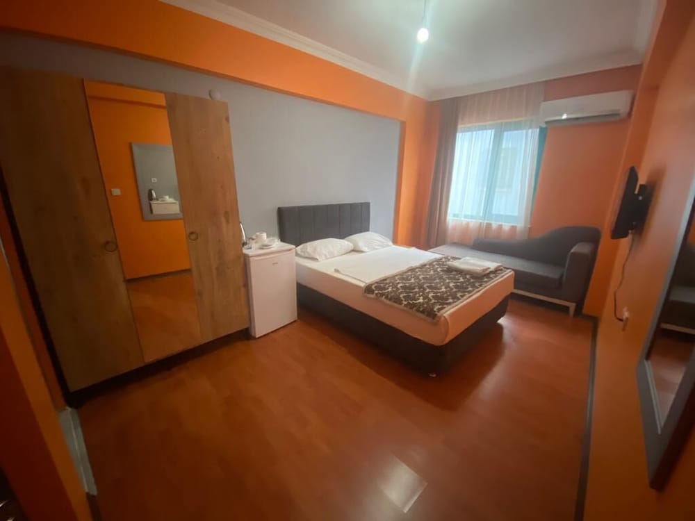 

Milano - Lara - City House Hotel