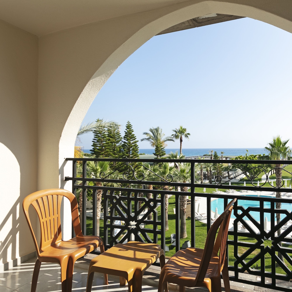 

Bologna - Okurcalar - Euphoria Barbaross Beach Resort