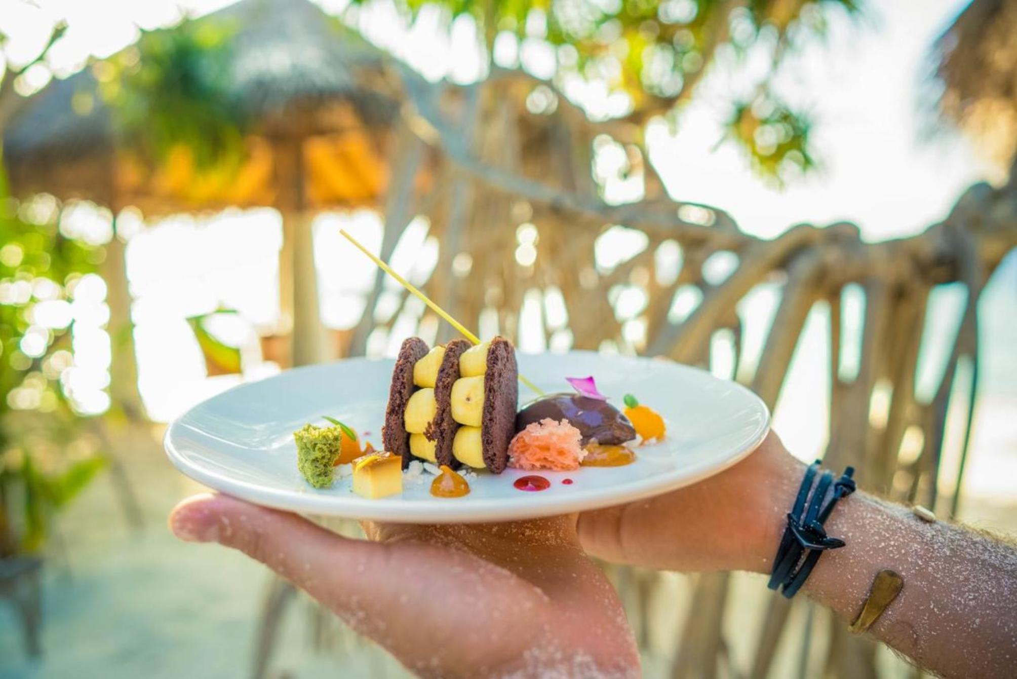 

Roma - Vilamendhoo Island - NH Maldives Kuda Rah Resort