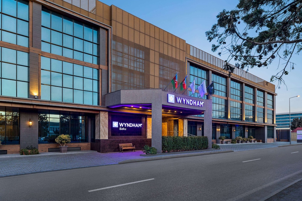 

Milano - Baku - Wyndham Baku