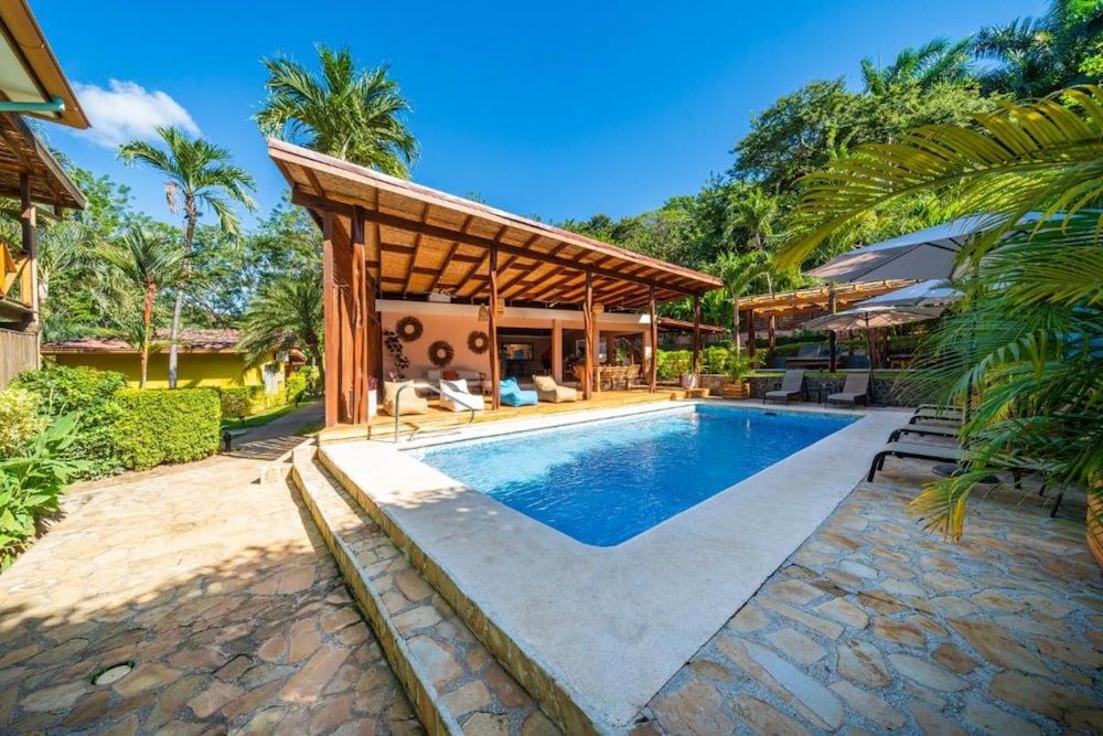 

Bologna - Tamarindo - Hotel Arco Iris