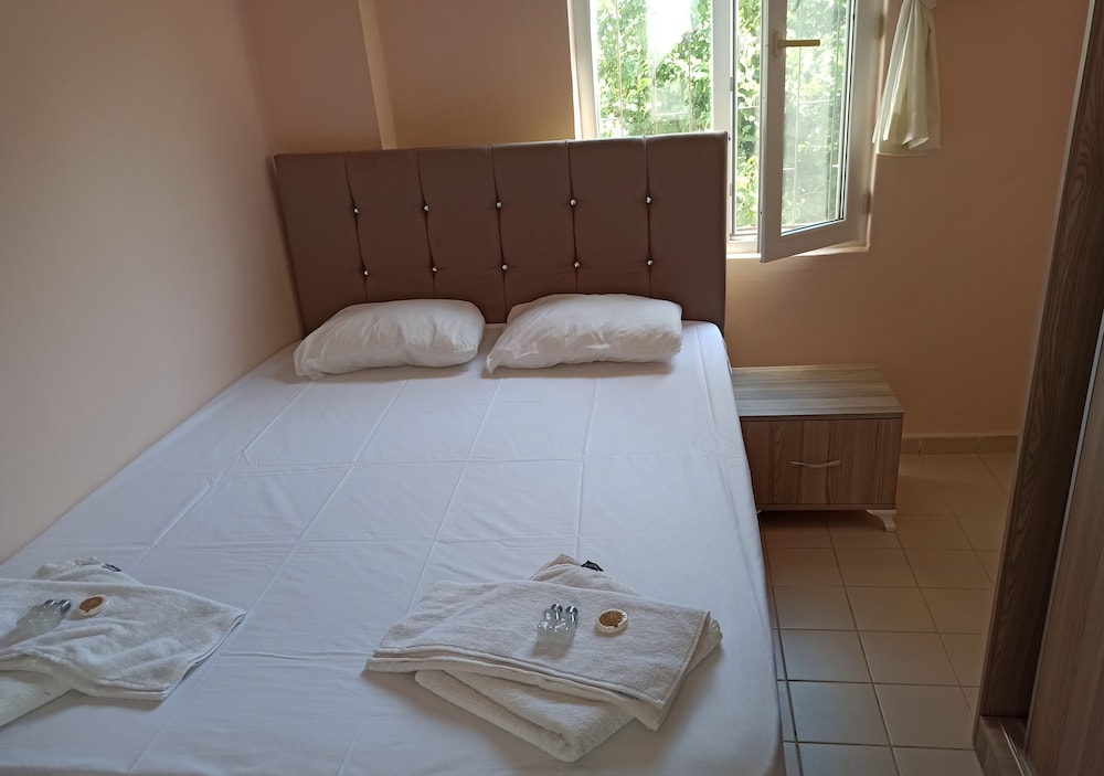 

Roma - Kemer - Caner Hotel