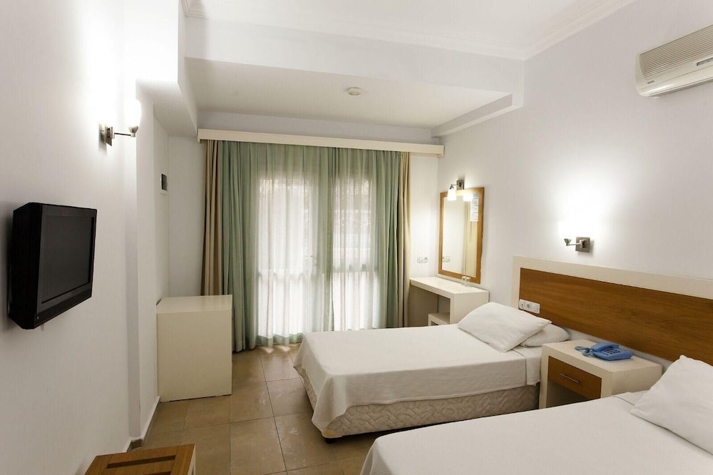 

Milano - Ovacik - Konfor Suite Otel