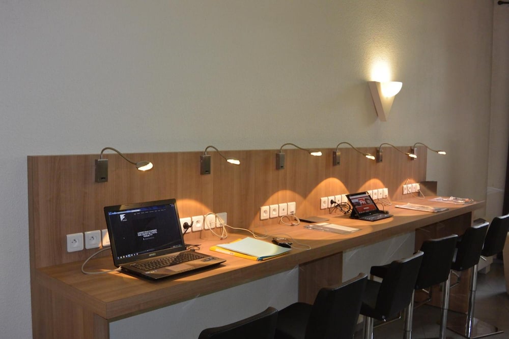

Roma - Lione - KYRIAD LYON EST - Genas Eurexpo