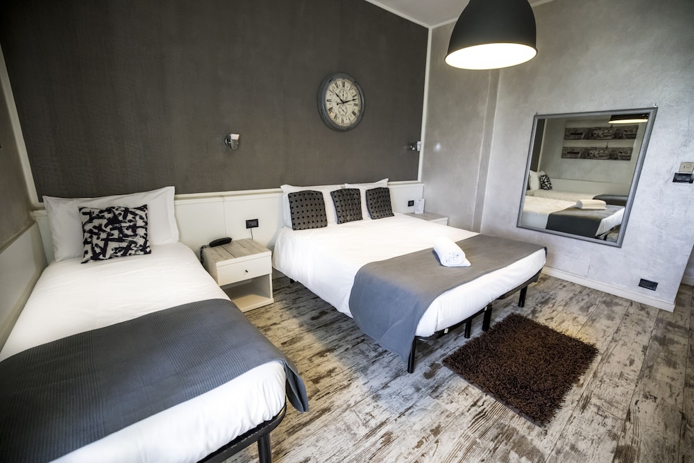 

Catania - Rivoli - Piccolo Hotel Allamano