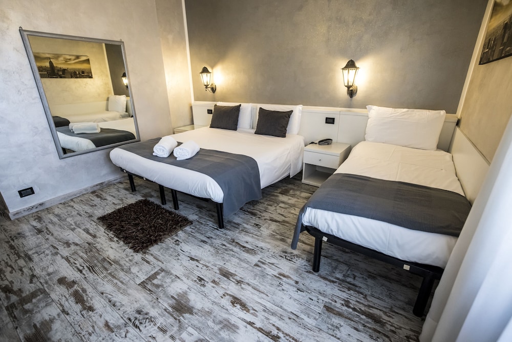 

Bari - Rivoli - Piccolo Hotel Allamano