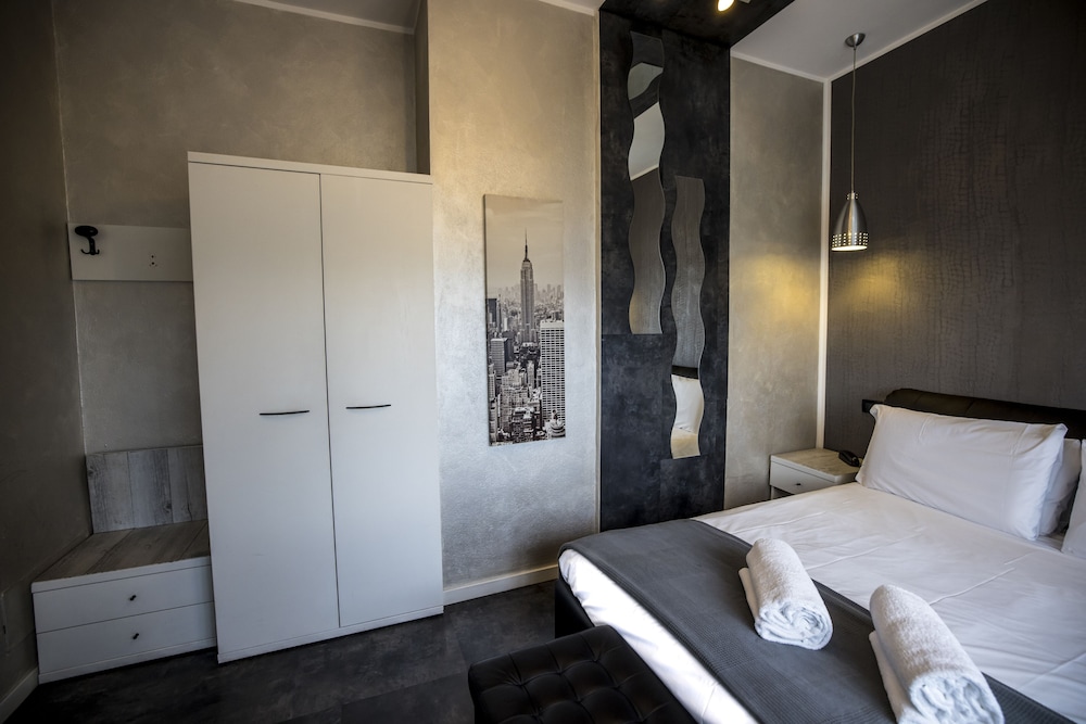 

Bari - Rivoli - Piccolo Hotel Allamano