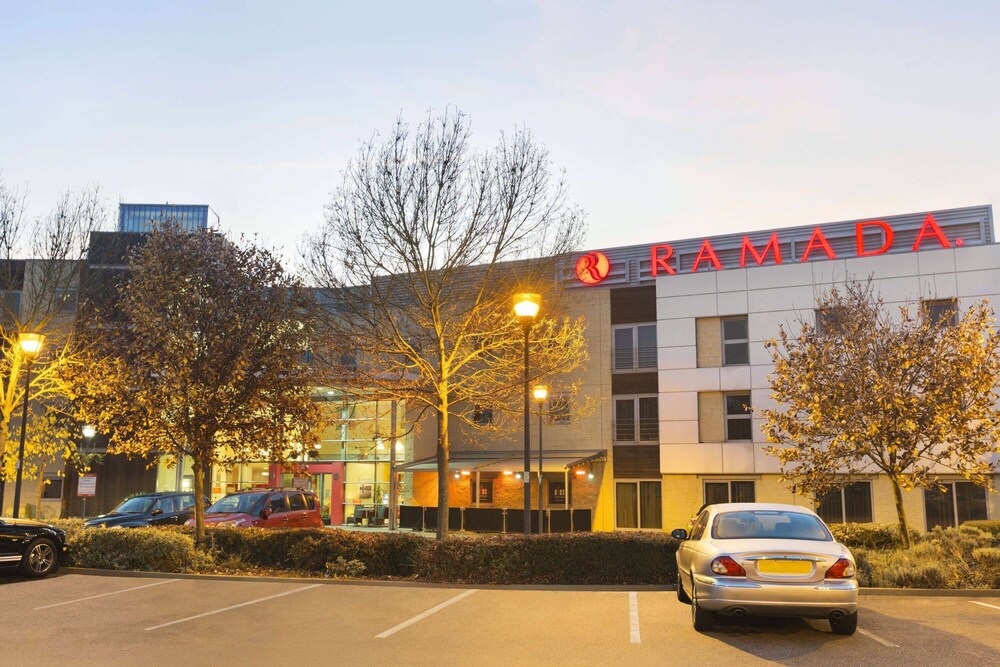 

Milano - Edgware - Ramada by Wyndham London North M1