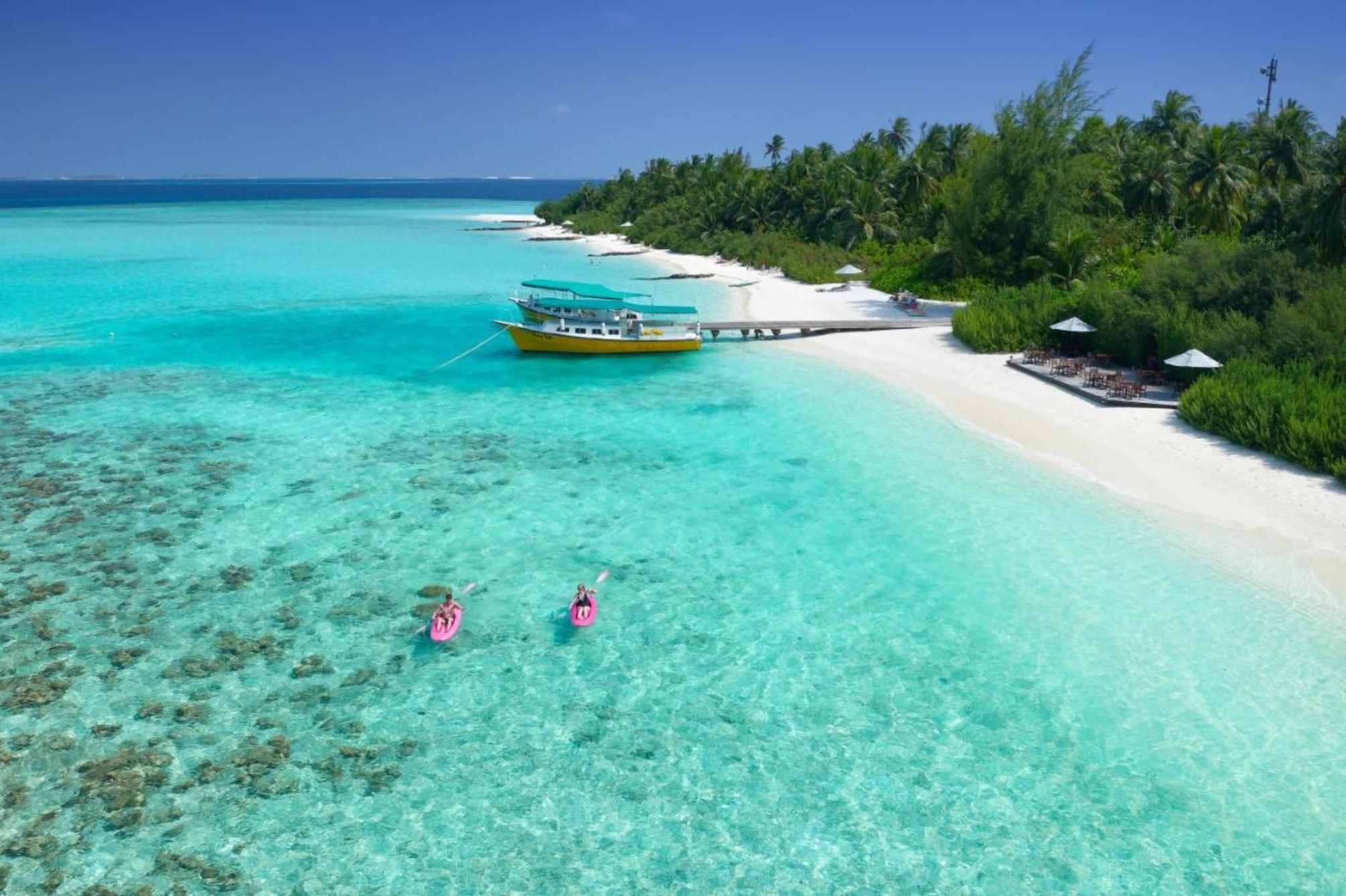 

Roma - Emboodhu Finolhu Island - Embudu Village Resort