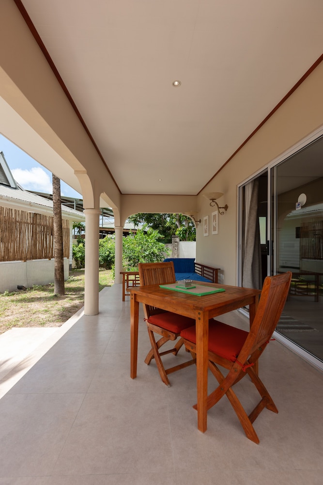

Bologna - Grand Anse, Isola di Praslin - Villa Aya