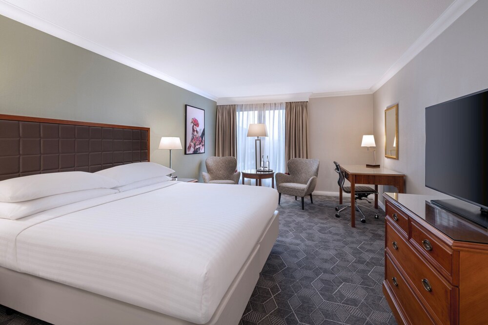 

Catania - Uxbridge - Delta Hotels by Marriott Heathrow Windsor