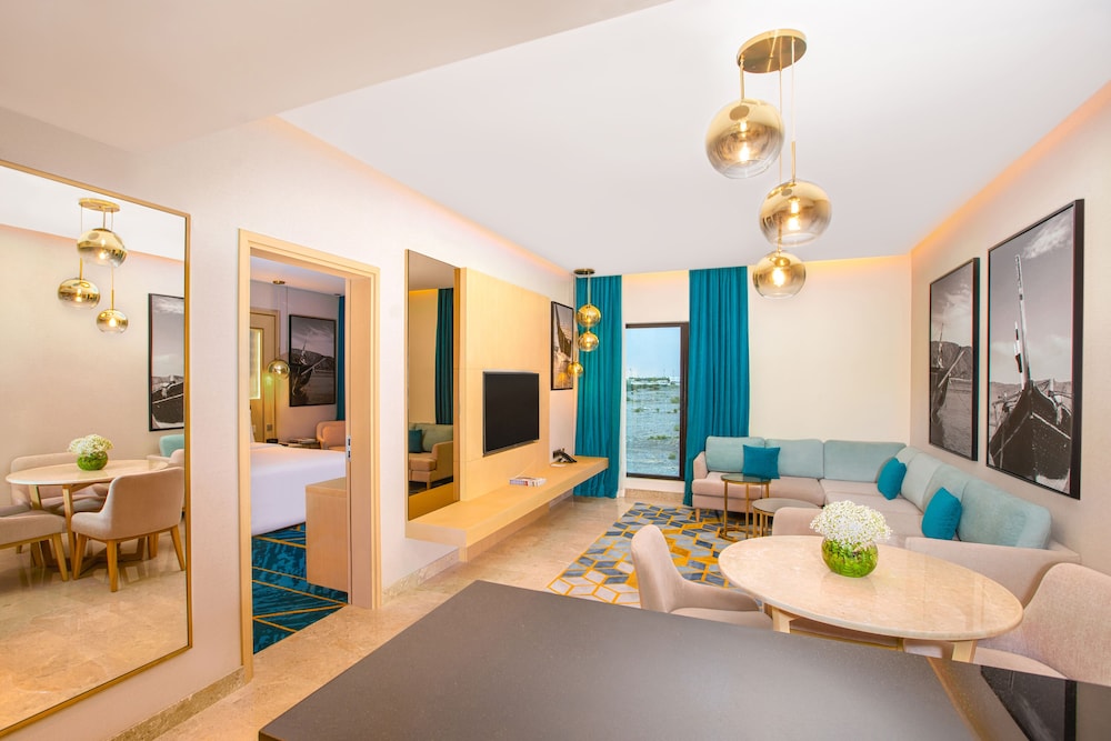 

Milano - Seeb - Maani Muscat Hotel & Suites