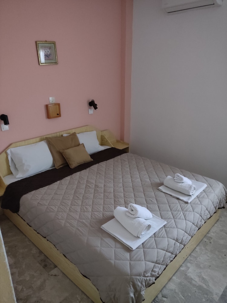 

Verona - Matala - Kissandros Hotel