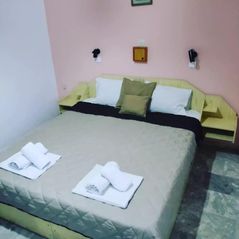 

Napoli - Matala - Kissandros Hotel