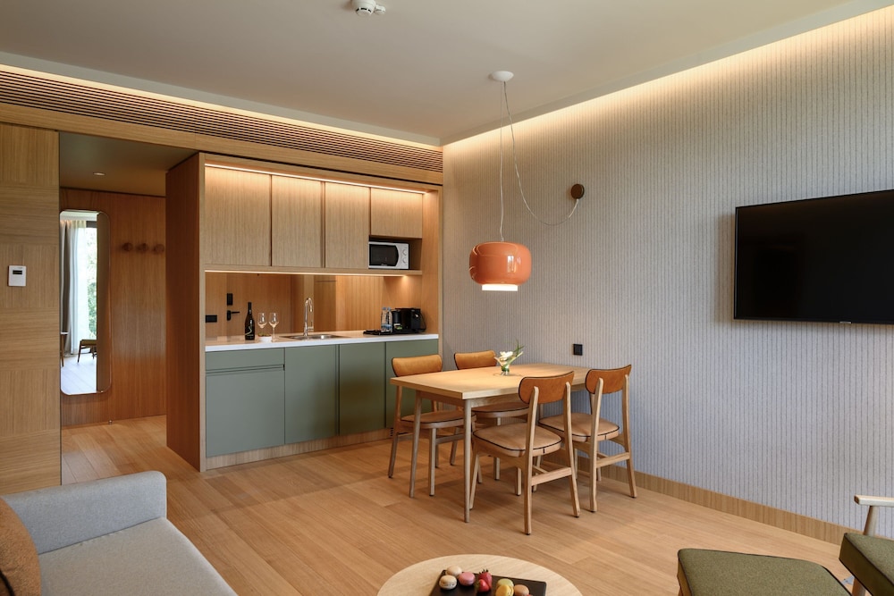 

Bari - Lubiana - Four Points by Sheraton Ljubljana Mons