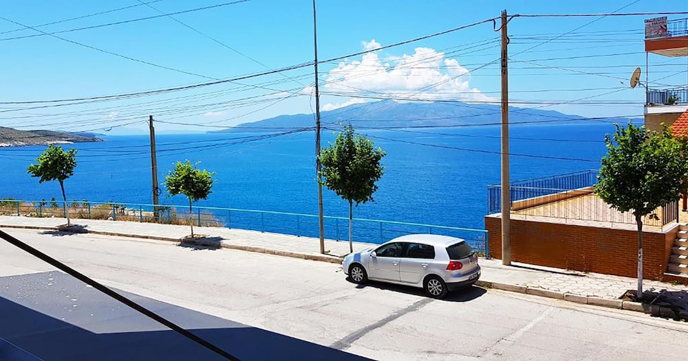 

Catania - Sarandë - Asi Rooftop Hotel