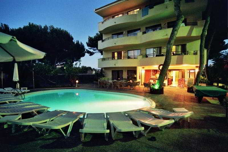 

Brindisi - Cala Ratjada - Flacalco Hotel & Apartments