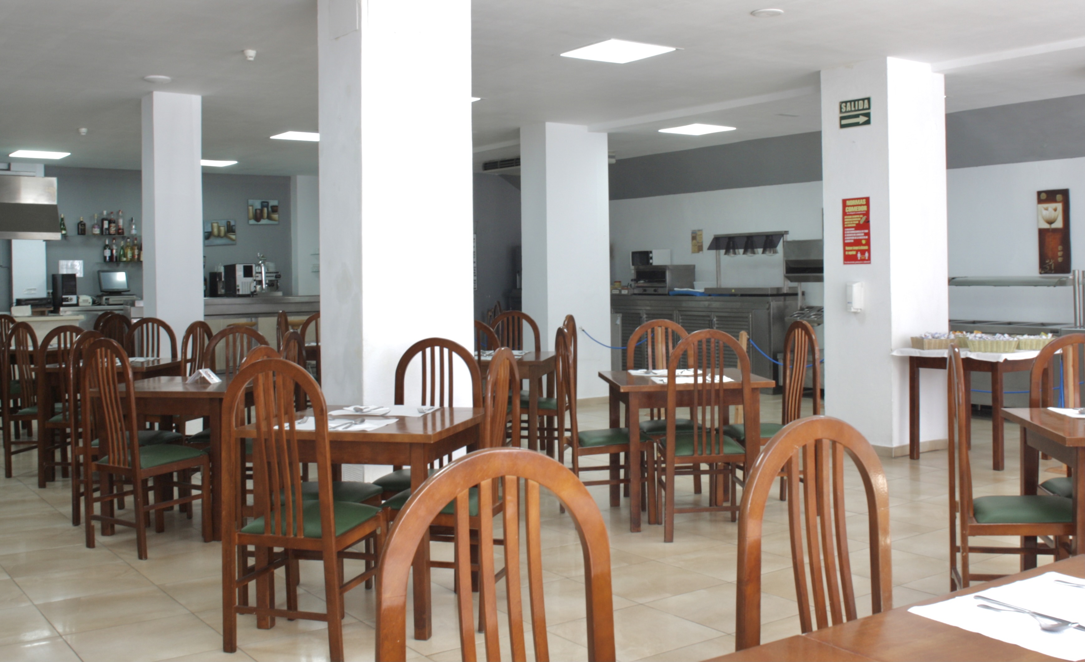 

Cagliari - Puerto de la Cruz - Hotel Tropical
