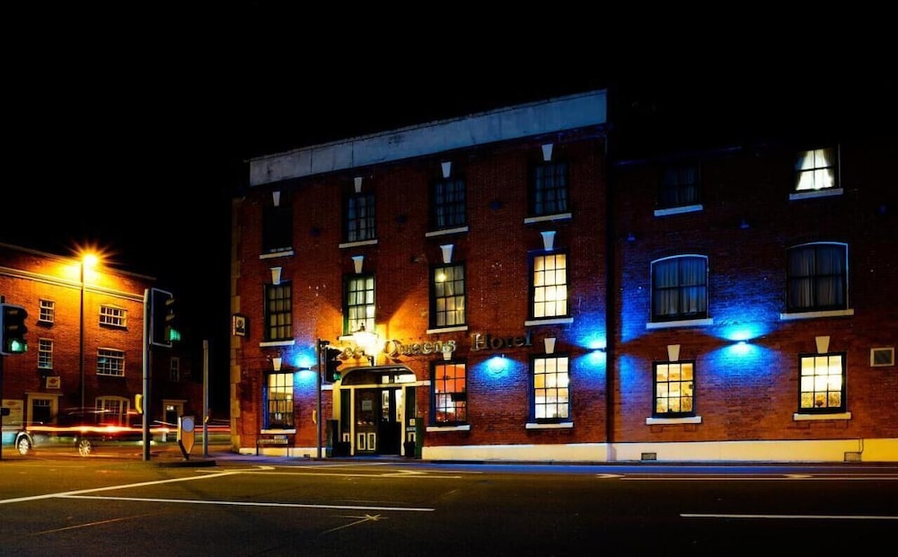 

Venezia - Burton Upon Trent - Three Queens Hotel