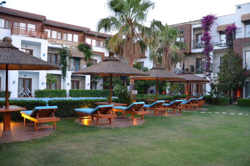 

Napoli - Gundogan - Liona Hotel & SPA