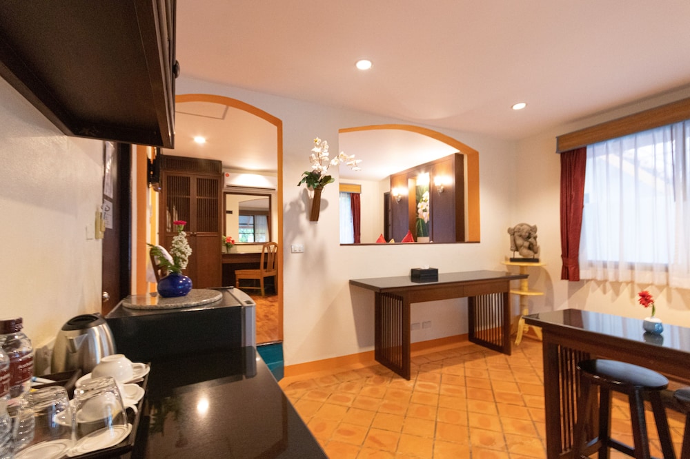 

Roma - Ban Ao Makham - Aochalong Villa Resort & Spa