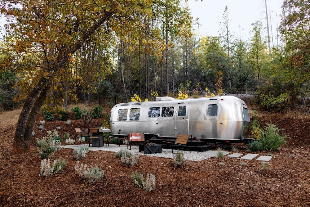 Mariposa - AutoCamp Yosemite