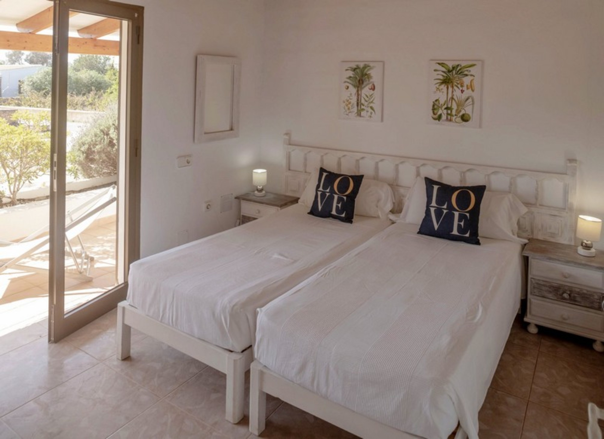 Apartamento, vistas al jardín