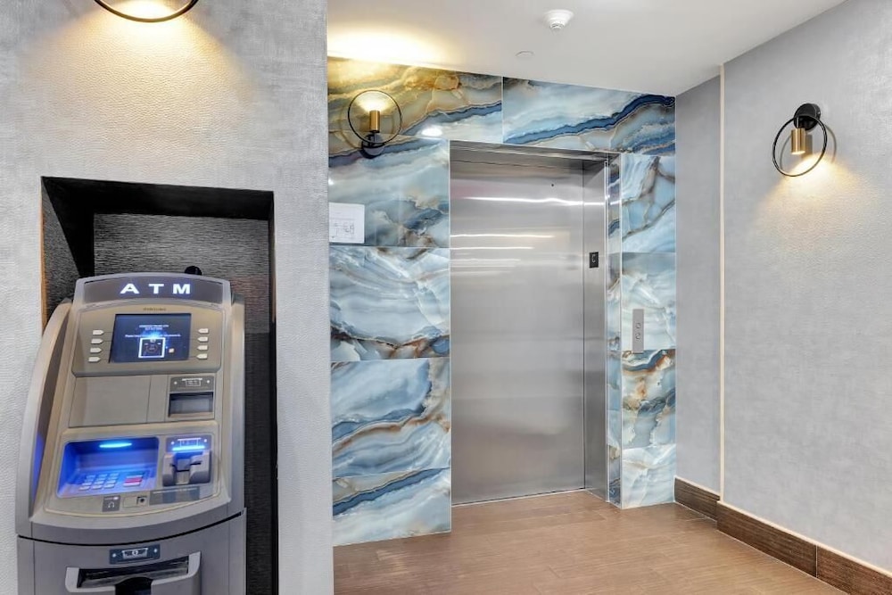

Bologna - New York, Stati Uniti - Hotel Pergola Jamaica JFK