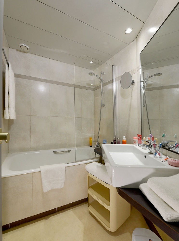 

Roma - Antibes - Juan Les Pins - Residence Residéal Antibes