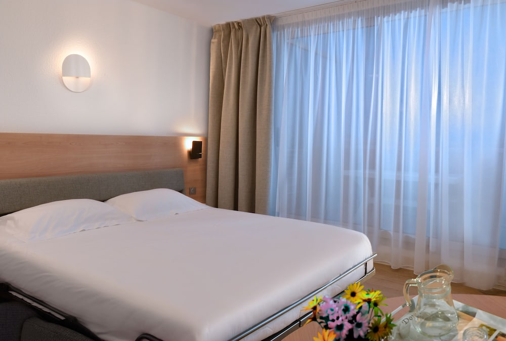 

Genova - Antibes - Juan Les Pins - Residence Residéal Antibes