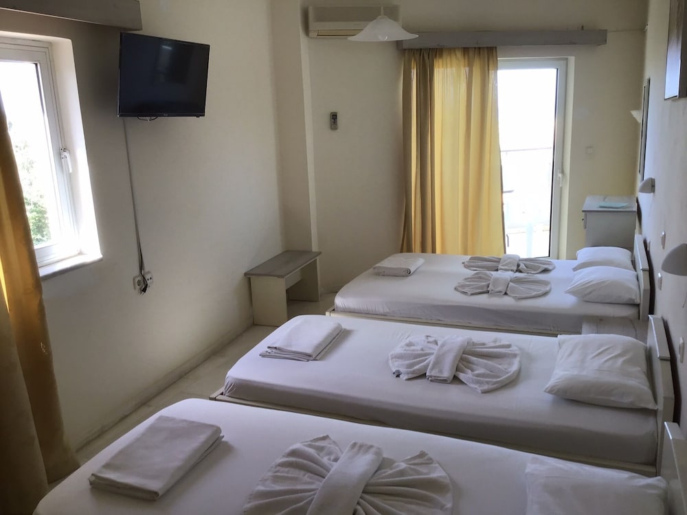 

Milano - Kissamos - Regina Hotel